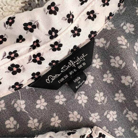 Miss selfridge ditzy floral long sleeve fit & flare dress - Picture 3 of 6